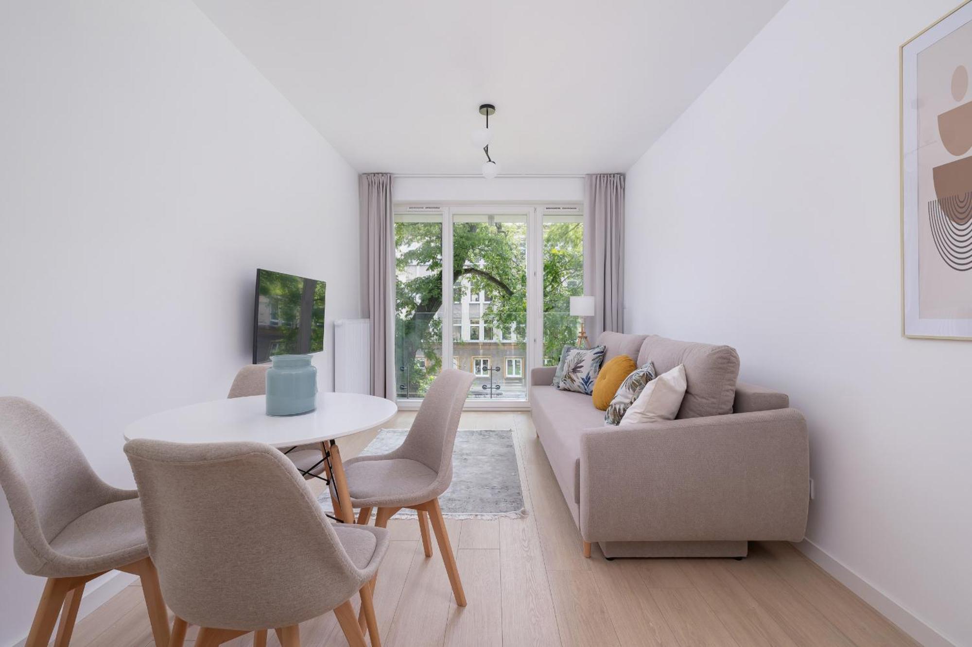 Krowoderska Apartment With Balcony Near City Center By Rent Like Home Krakow Ngoại thất bức ảnh