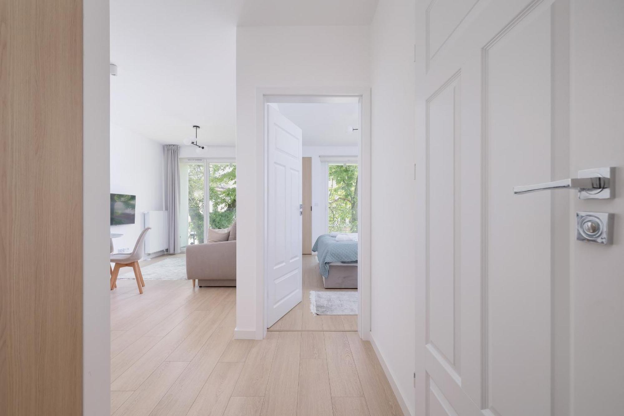 Krowoderska Apartment With Balcony Near City Center By Rent Like Home Krakow Ngoại thất bức ảnh