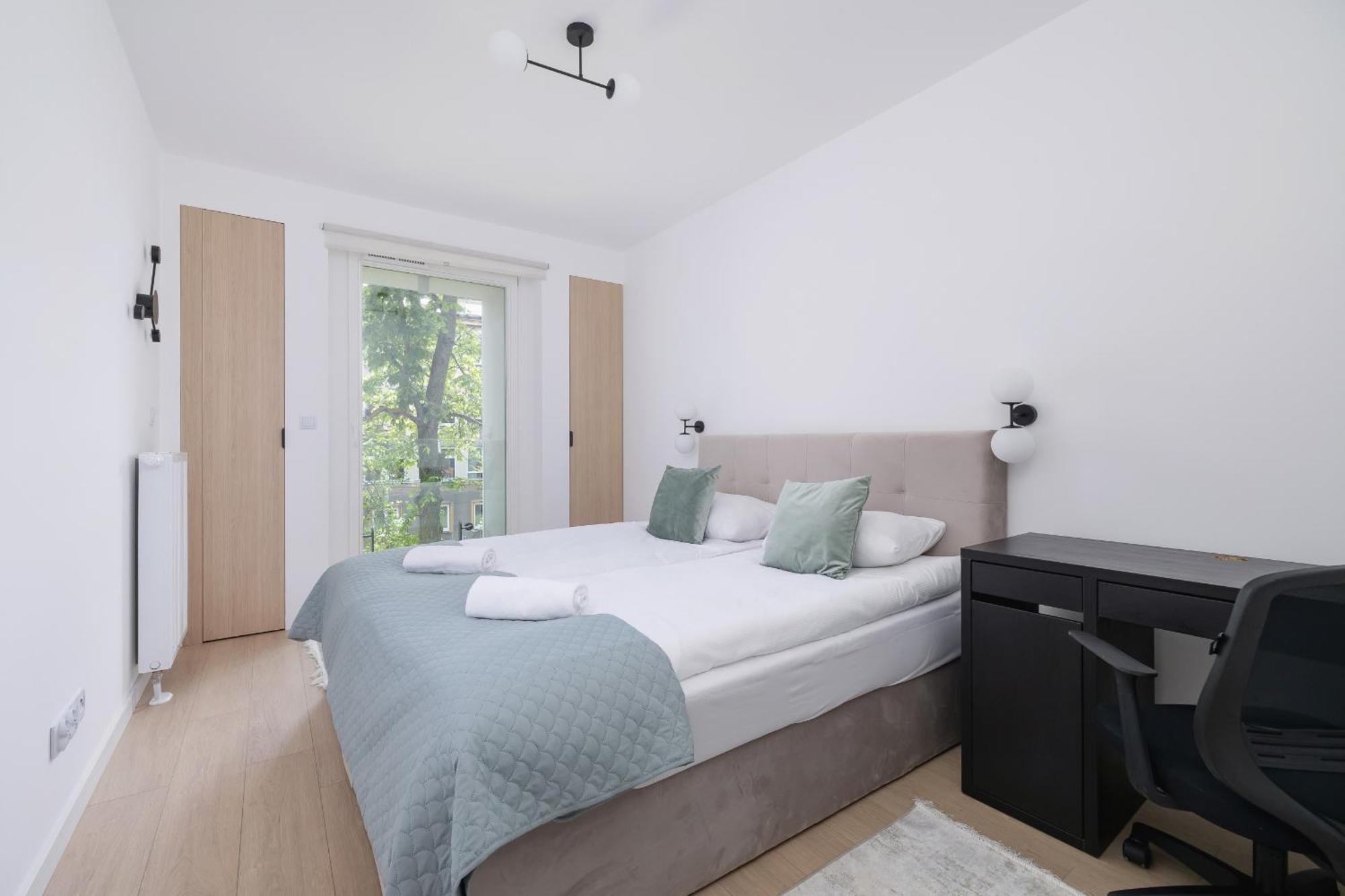 Krowoderska Apartment With Balcony Near City Center By Rent Like Home Krakow Ngoại thất bức ảnh