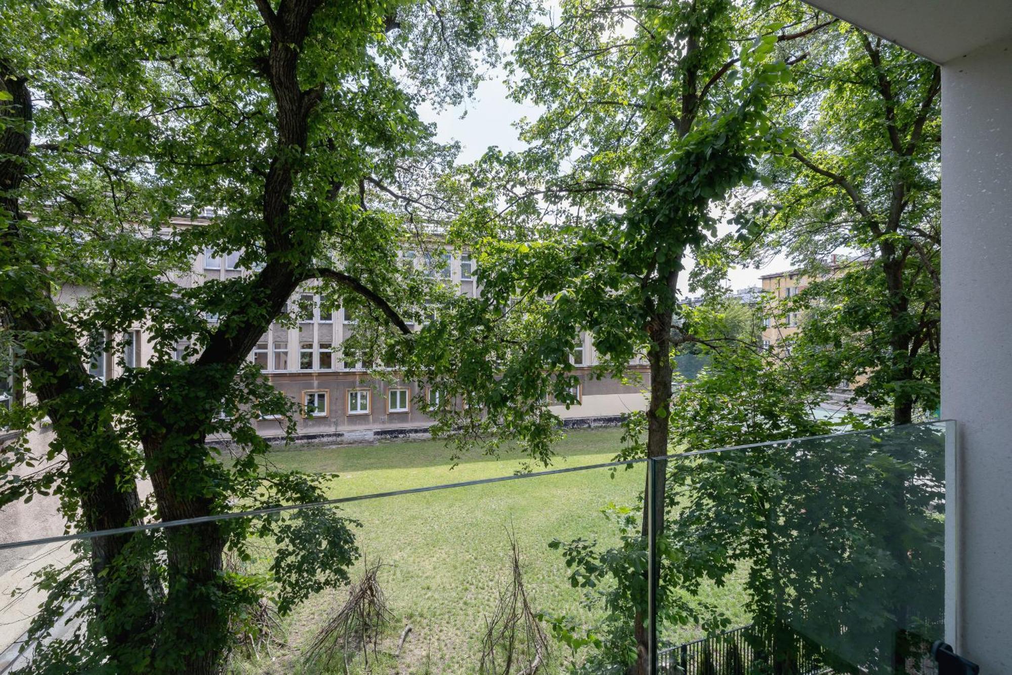 Krowoderska Apartment With Balcony Near City Center By Rent Like Home Krakow Ngoại thất bức ảnh